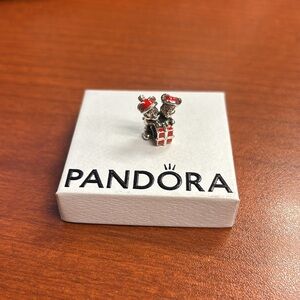 Disney holiday Mickey and Minnie Charm